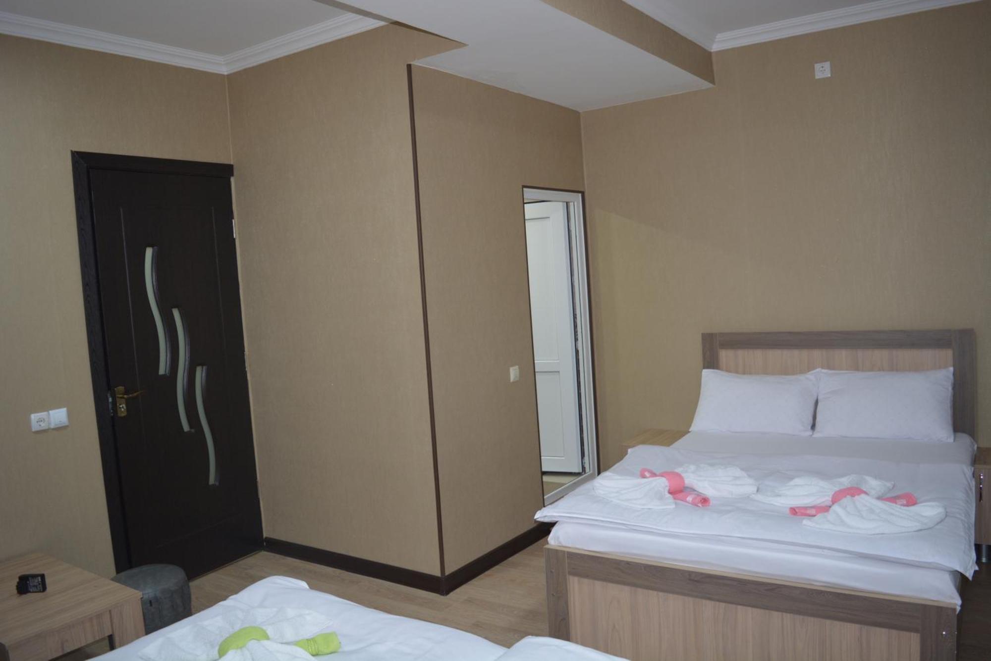 Millennium Rabati Hotell Akhaltsikhe  Exteriör bild